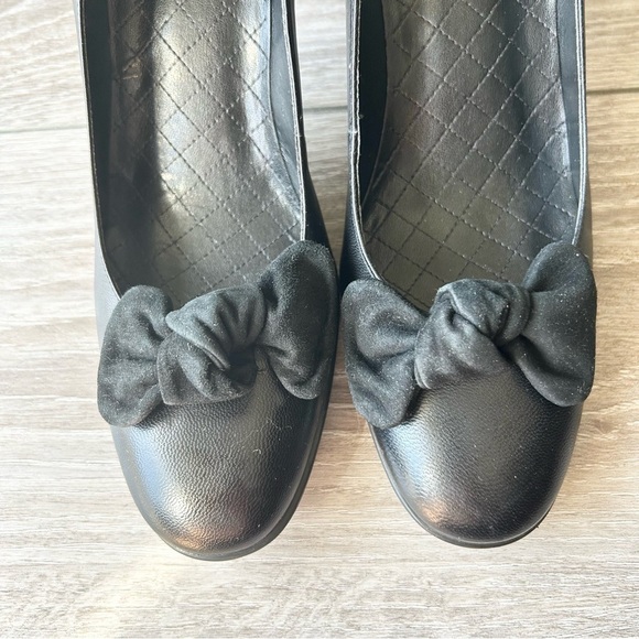 Lauren  Ralph Lauren Georgie Black Bow Tie Pumps - Picture 4 of 12